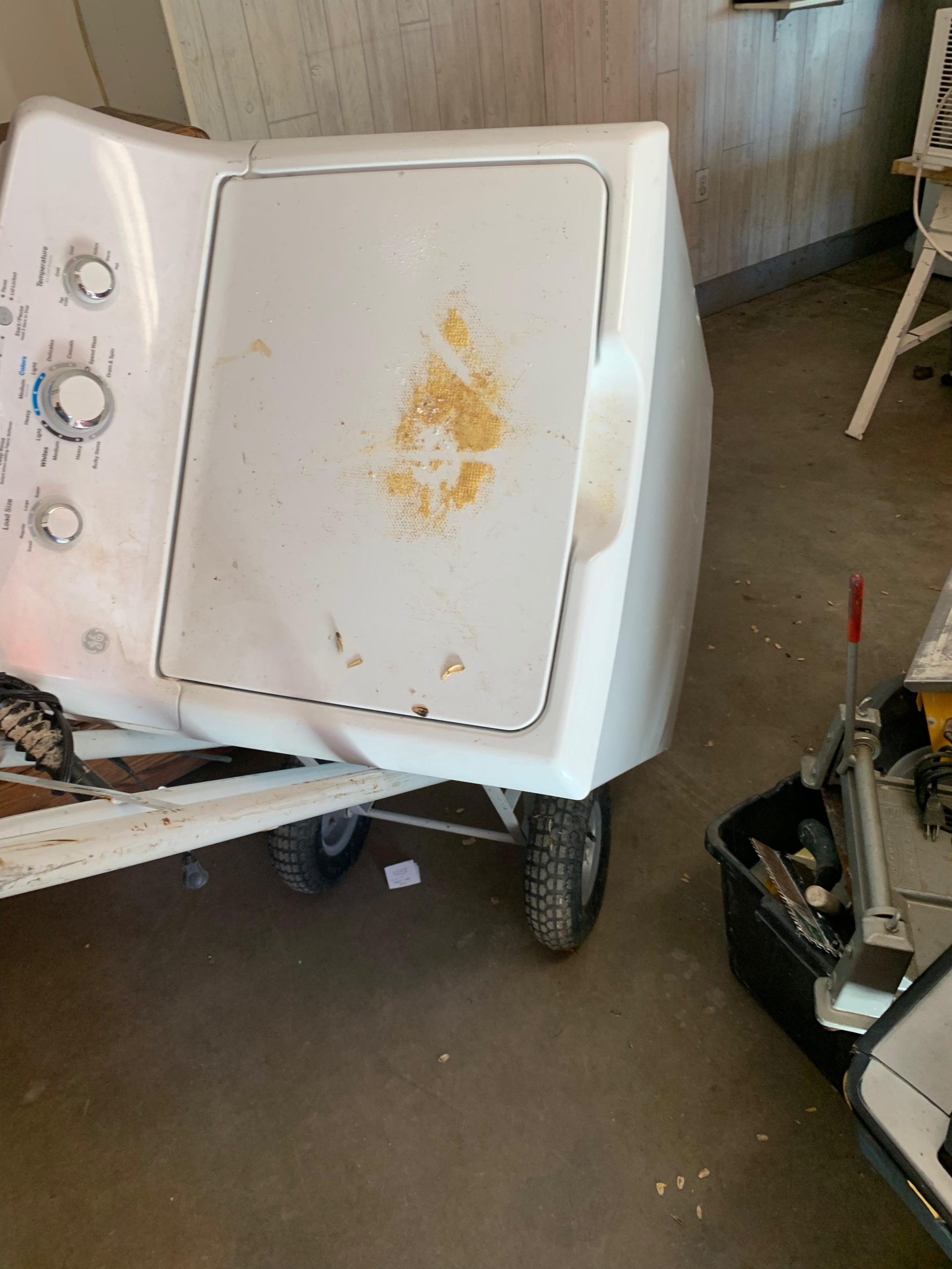 Appliance Removal Las Vegas | Refrigerator, Washer & Dryer Hauling